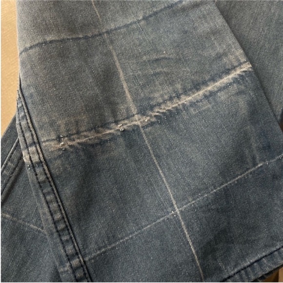 Marc Jacobs Flare Jeans 100% cotton
Made in U.S.A. Size 2 Y2K vibes - Picture 11 of 13